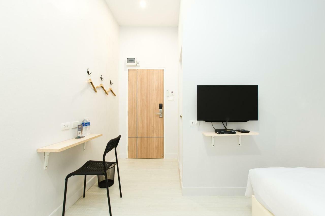 Metro Hotel Bangkok Extérieur photo